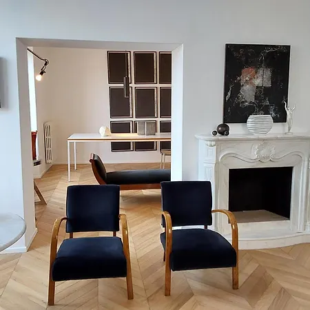 Apartment Less Is More